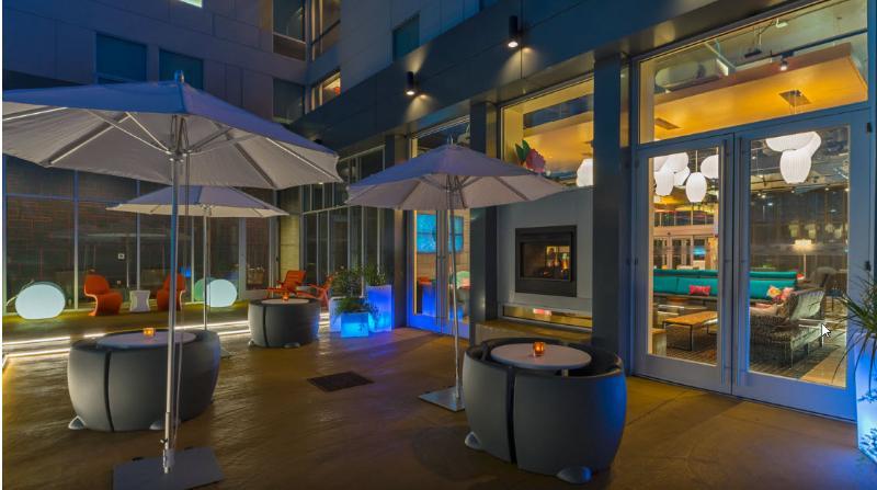 Hotel Aloft College Station Esterno foto