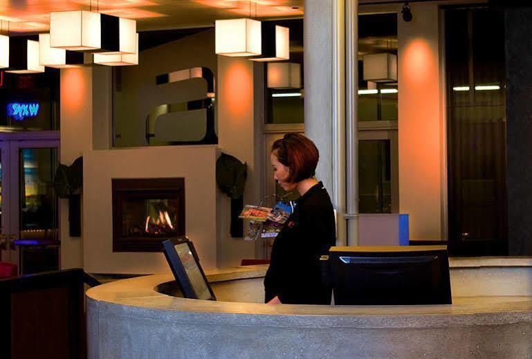 Hotel Aloft College Station Esterno foto
